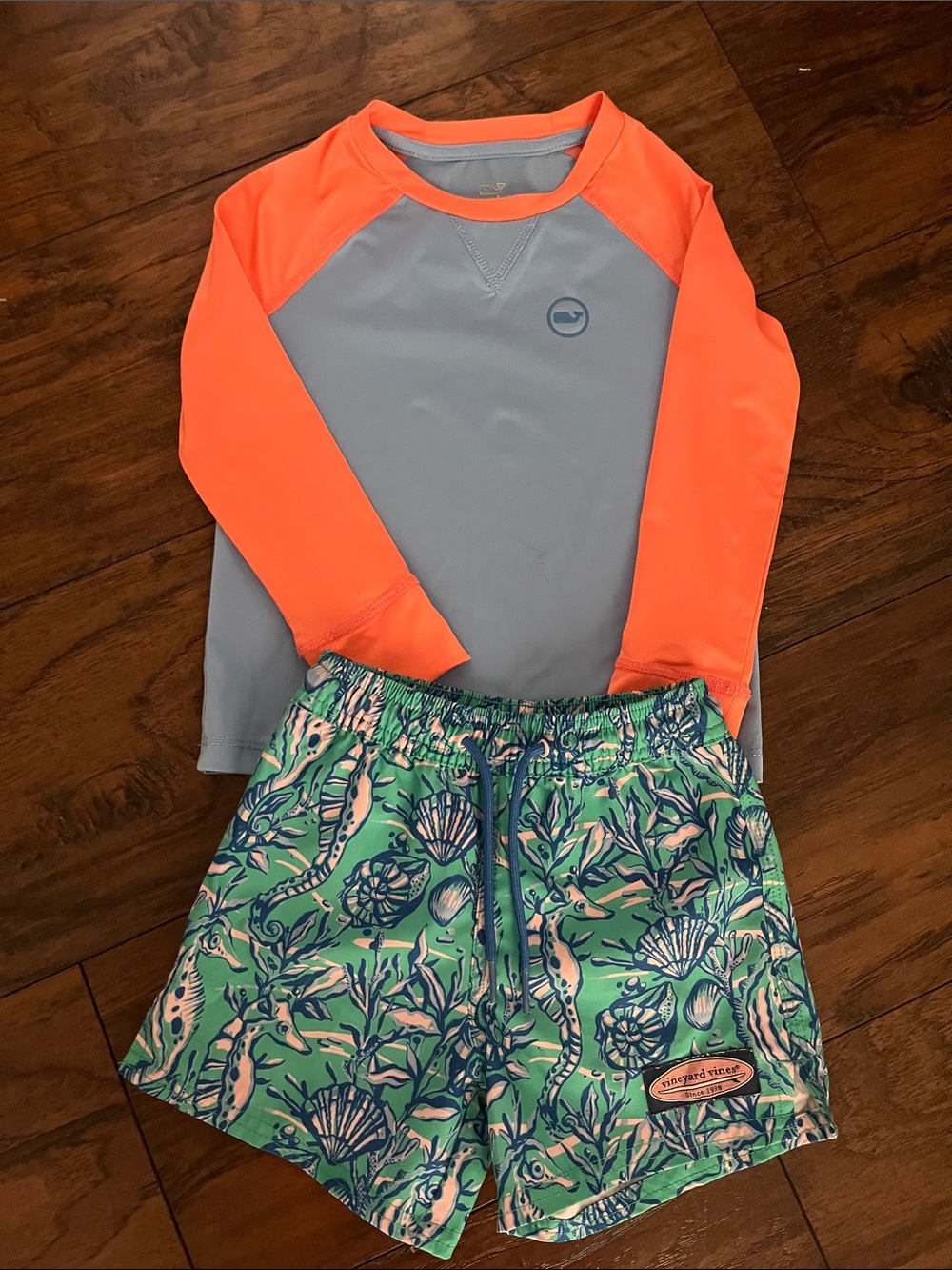 Vineyard Vines Rashguard shirt and swim trunks
